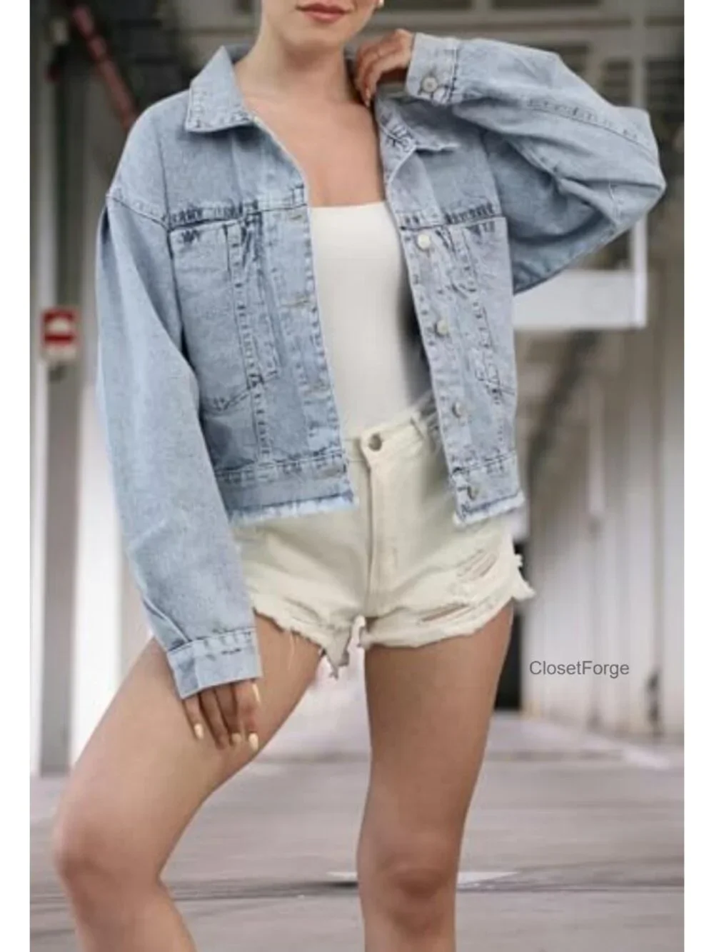 Cropped Distressed Denim Jacket Long Sleeve Button Front Frayed Hem Casual